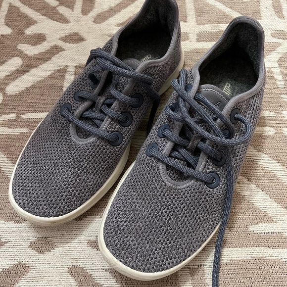 allbirds Shoes - Women’s Allbird Tree Runners, size 8